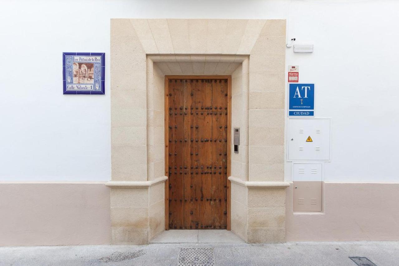 Patios De La Riva *